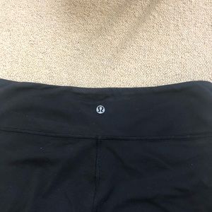 Black Lululemon leggings